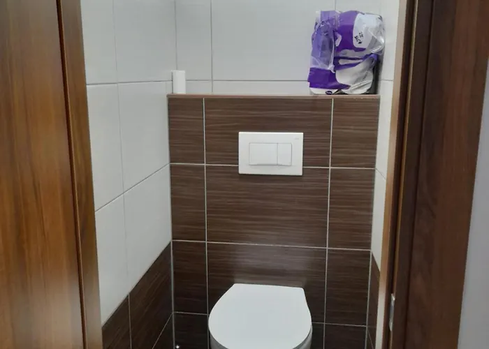 ホームステイ For Women Or Couples リュブリャナ